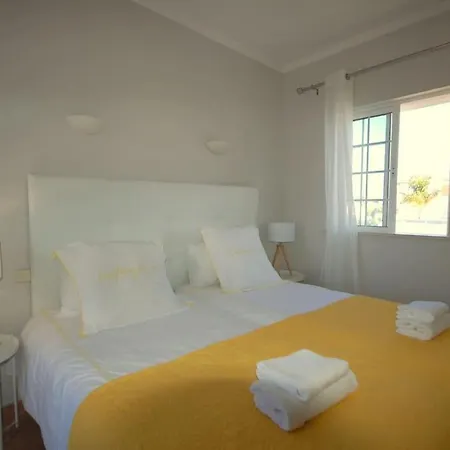 Na With Private Pool And Close To The Hotell *