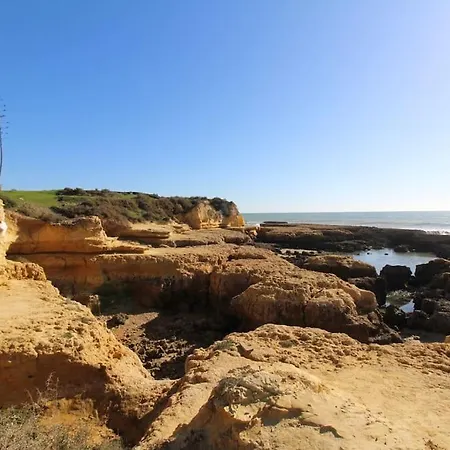 Na With Private Pool And Close To The * Gale (Albufeira)